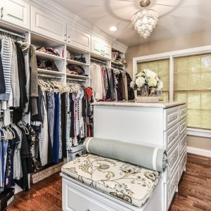 Photo of Closet America