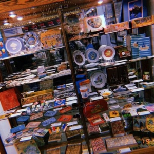 Photo of Van Eaton Galleries