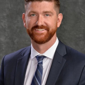 Phoenix Edward Jones - Financial Advisor:  Tyler Leuning