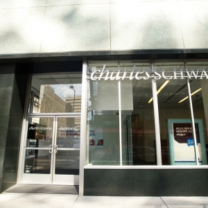Photo of Charles Schwab