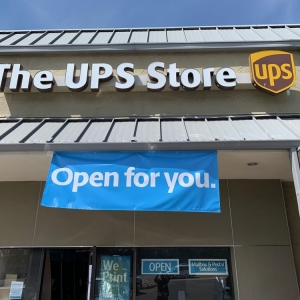Aurora The UPS Store