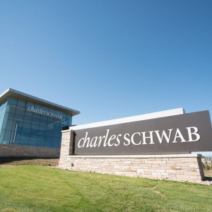 Photo of Charles Schwab