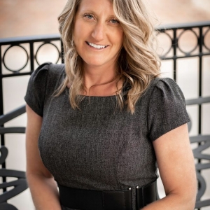 Photo of Judie Grupp -JPAR Modern Real Estate