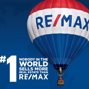 Photo of Danna Hinz-The Hinz Group at RE/MAX Alliance