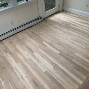 Photo of Lynh's Hardwood Floor Services