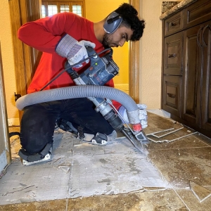 Photo of DustSharkz Dust Free Tile Removal