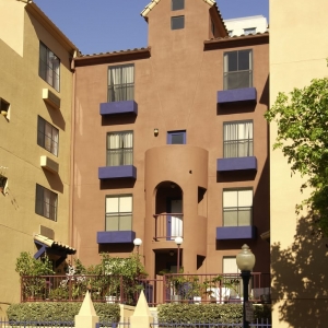 Photo of 600 Front Apartments
