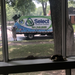 Photo of Select Trash Can Cleaning