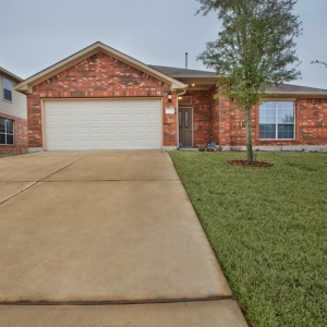Photo of Lori Thomison - Compass Real Estate