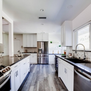 Photo of Jodi Bell Ticknor, Beverly Hills Realtor, Compass