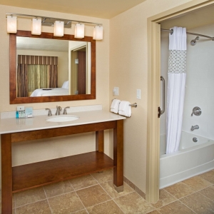 Photo of Hampton Inn & Suites Pittsburgh/Waterfront-West Homestead