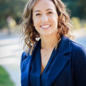 Photo of Lisa & Lisa Real Estate Consultant Group