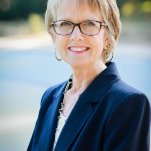Photo of Lisa & Lisa Real Estate Consultant Group