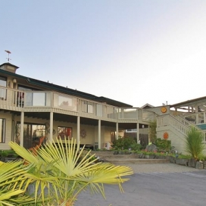 Photo of Max Realty