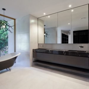 Photo of Lake Area Glass and Mirror