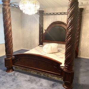 Photo of T&R MOVERS LLC