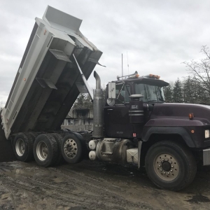 Photo of Columbia Trucking