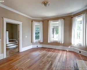 Photo of Pdx Broker Bob