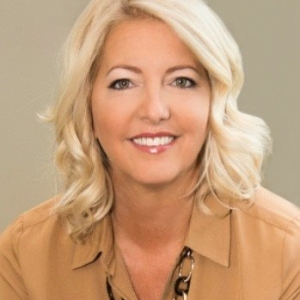 Photo of Jane Bloch - Coldwell Banker