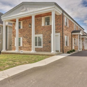 Photo of Colonial Terrace Townhouse Apartments