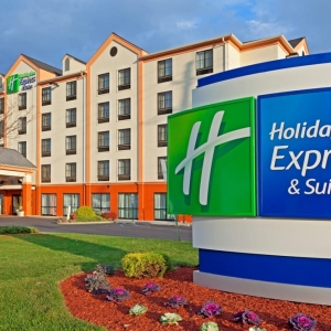 Photo of Holiday Inn Express & Suites Meadowlands Area