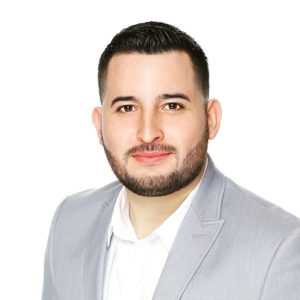 Photo of Luis Isais