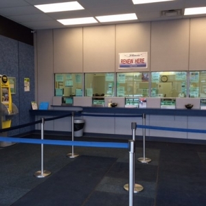 Photo of Elmhurst Road Currency Exchange