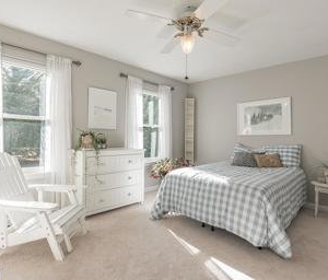 Photo of Erin Roccapriore - RE/MAX 100