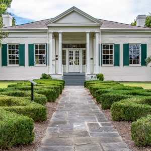 Photo of Little Rock Visitor Information Center at Historic Curran Hall