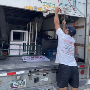 Photo of Weekend Warriors Moving & Junk Removal