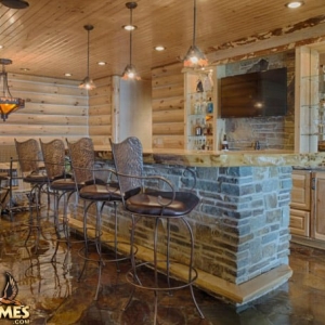 Photo of Golden Eagle Log Homes
