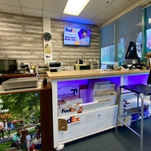Photo of FedEx Authorized ShipCenter
