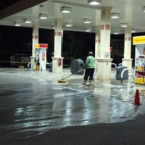 Photo of Royal Touch Pressure Washing