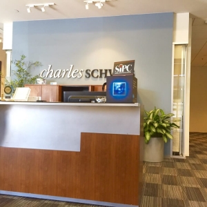 Photo of Charles Schwab