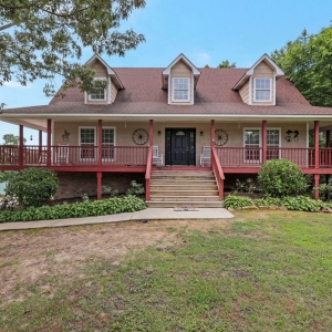 Photo of Charity Blackmon - Keller Williams Realty