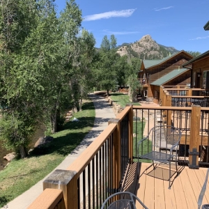 Estes Park Fall River Village