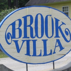 Photo of Brook Villa Apartments