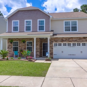Photo of Suzy Torres- Realtor