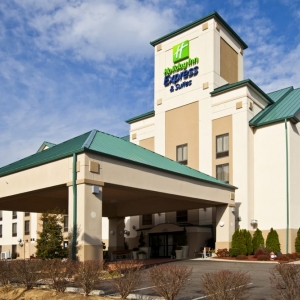 Photo of Holiday Inn Express & Suites Louisville East