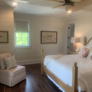 Photo of Elizabeth Taylor Satterfield Interior Design Inc