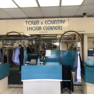 El Cajon Town & Country Cleaners