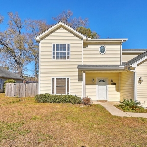 Photo of Andrea and Friends Relationships Realty