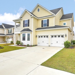 Photo of Andrea and Friends Relationships Realty