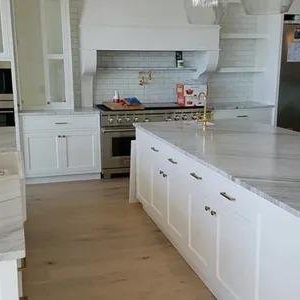 Photo of Countertop and Cabinet