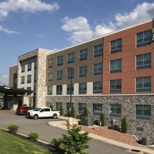 Photo of Holiday Inn Express & Suites Pittsburgh - Monroeville
