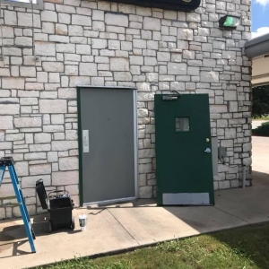 Photo of Ronnie's 24 Hour Glass And Door Repair