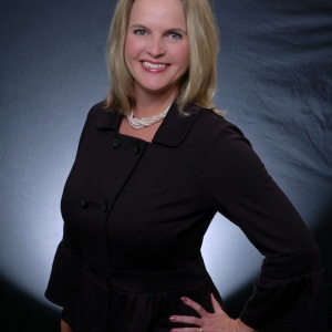 Photo of Julie Betzler - Realty Group