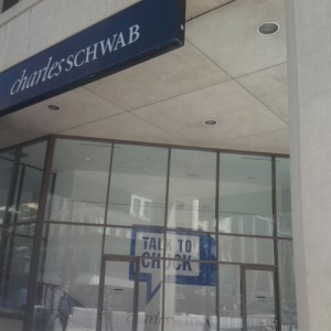 Photo of Charles Schwab