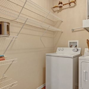 Photo of Stoneleigh at the Reserve Apartment Homes