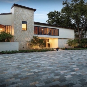 Photo of Axis Realty Trust